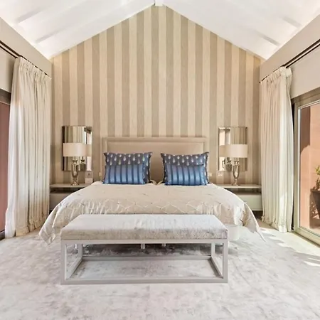 Beachfront Duplex Penthouse With Stunning Sea Views * Marbella